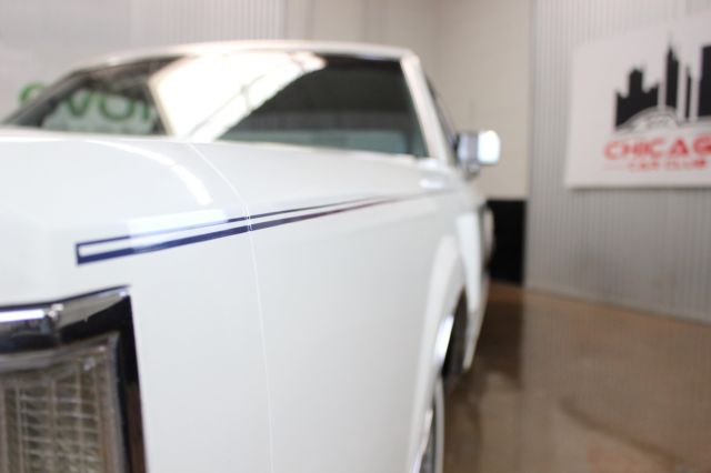 1983 Lincoln Mark VI Bill Blass - photo 3