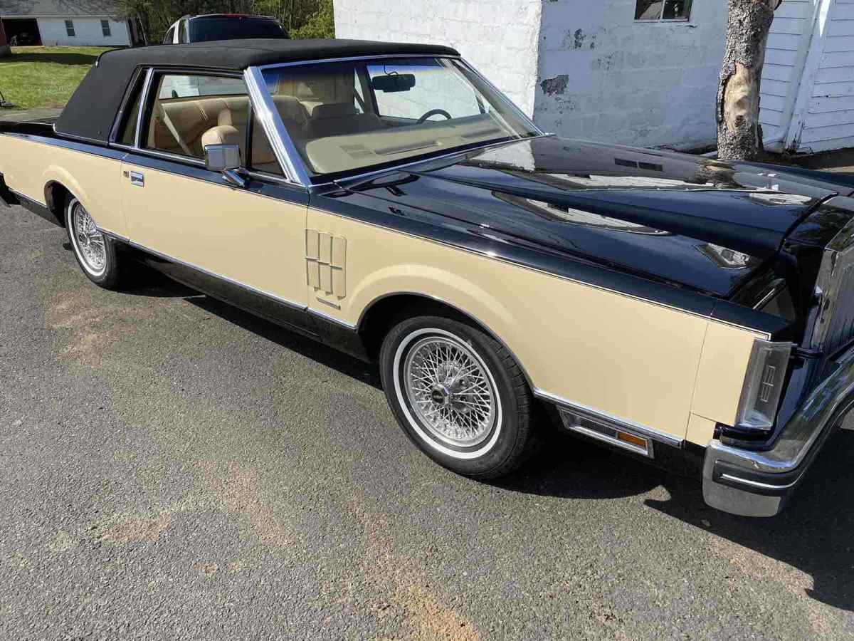 1983 Lincoln Mark VI Black RWD Automatic 1983 Lincoln Mark VI