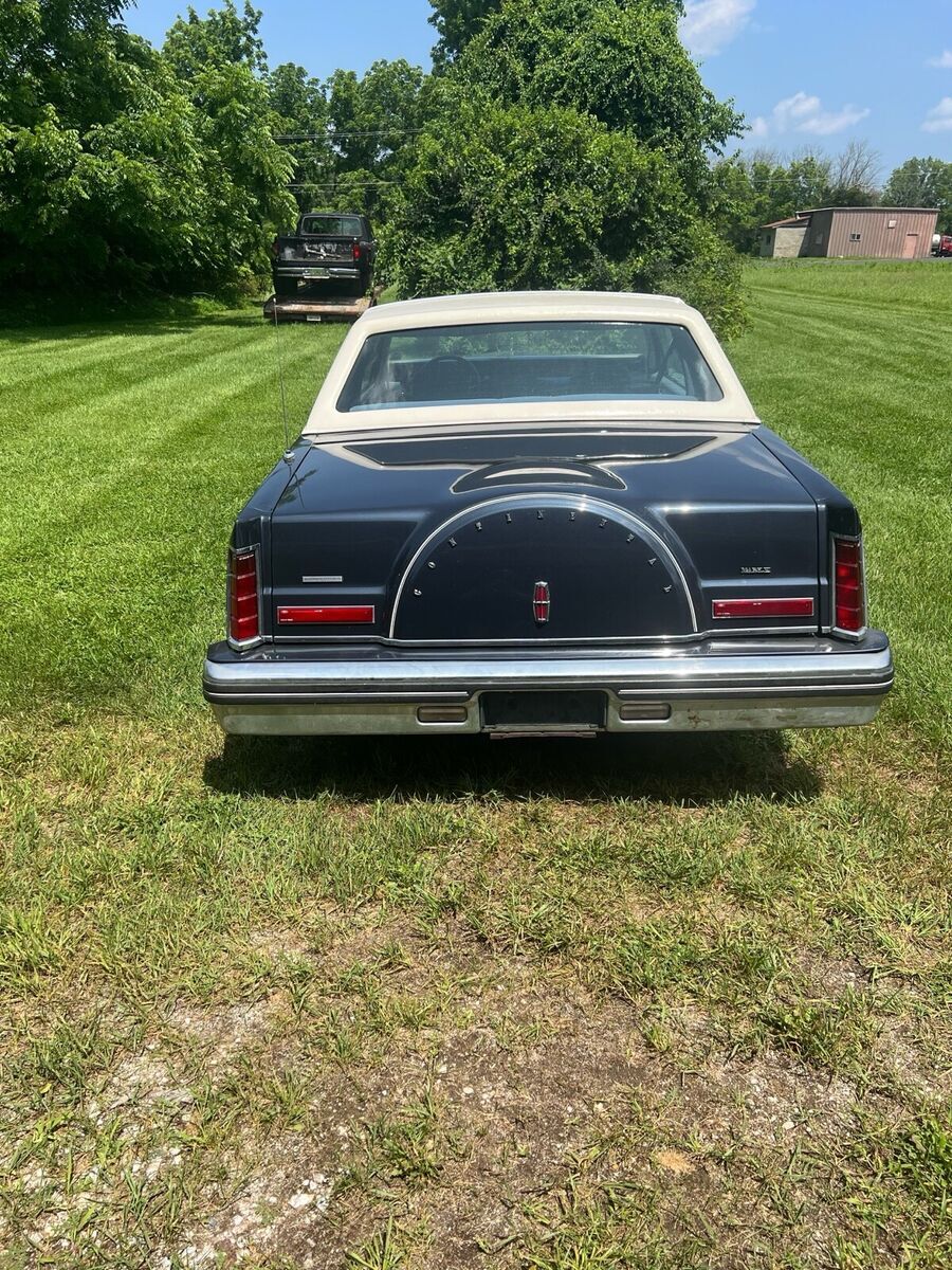 1983 Lincoln Mark Series - photo 2
