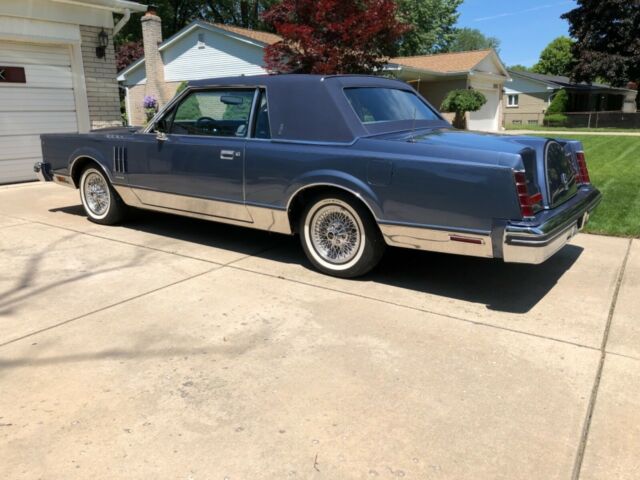 1983 Lincoln Mark Series - photo 3