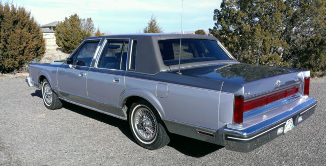 1983 Lincoln Town Car - photo 3