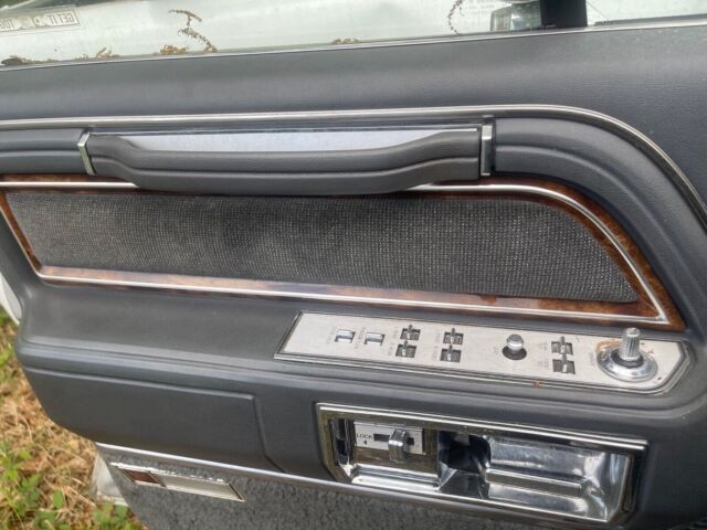 1983 Lincoln Town Car Cartier - photo 10