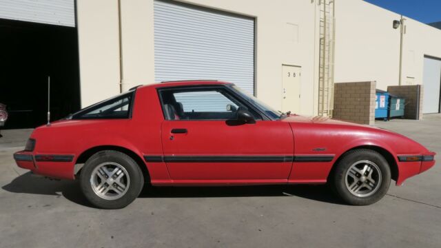 1983 Mazda RX-7 AUTO. CLEAN! RUNS GREAT! ROTARY! 1983 Mazda RX-7 AUTO. CLEAN! RUNS GREAT! ROTARY!