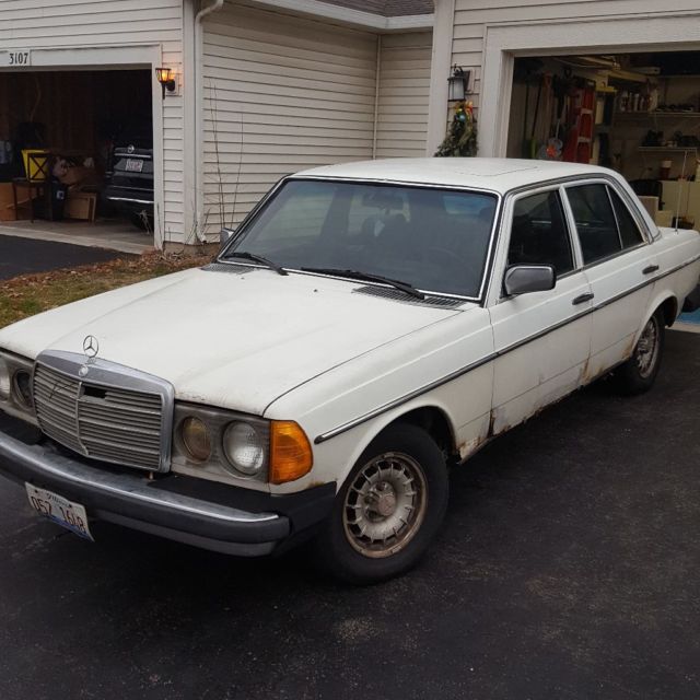 1983 Mercedes-Benz 300-Series - photo 5