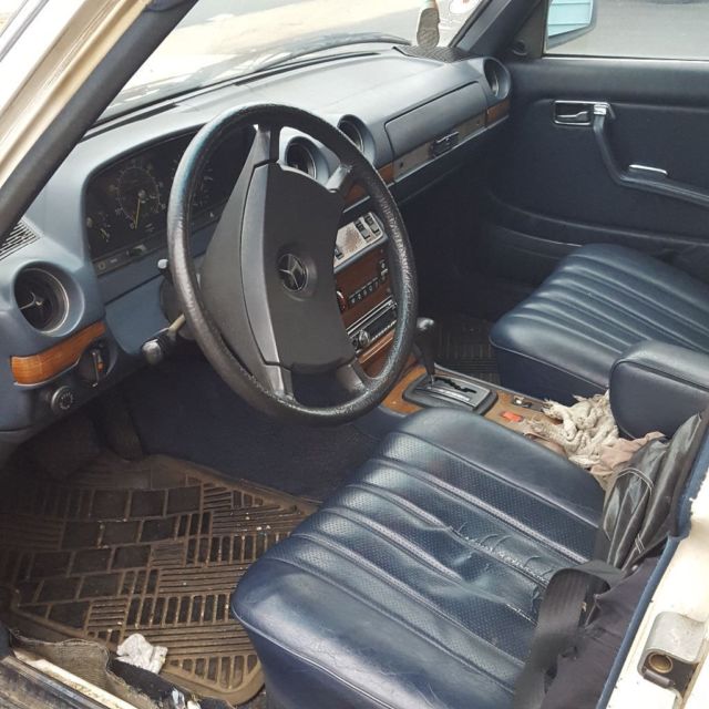 1983 Mercedes-Benz 300-Series - photo 8