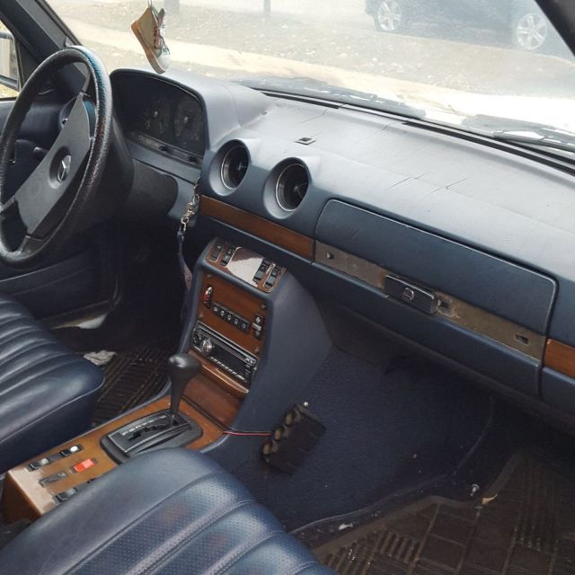 1983 Mercedes-Benz 300-Series - photo 9