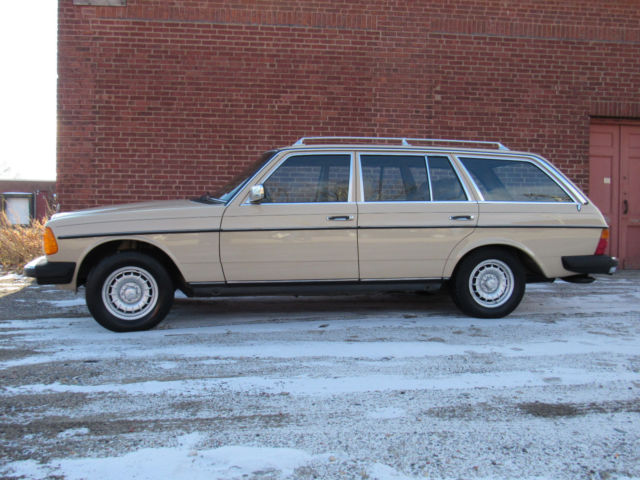 1983 Mercedes-Benz 300-Series 300 TD - photo 3