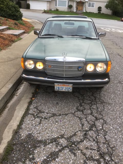 1983 Mercedes-Benz 300-Series - photo 2