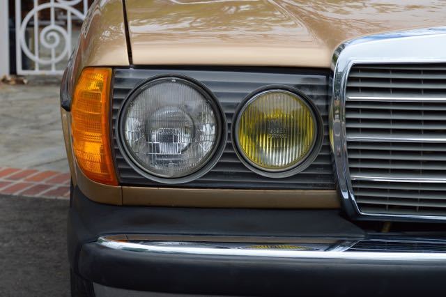 1983 Mercedes-Benz 300-Series 300cd 300cdt 300 cd cdt W123 coupe - photo 10