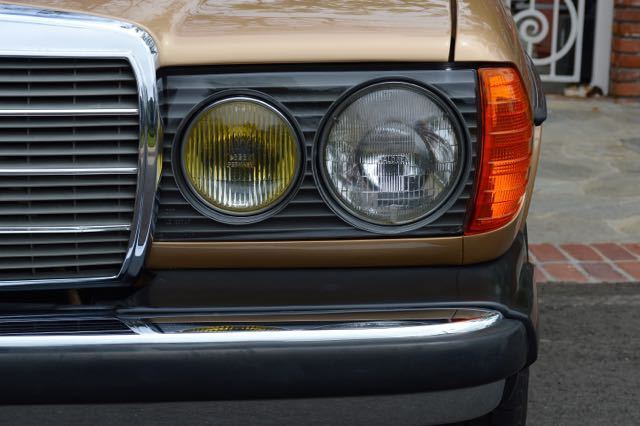 1983 Mercedes-Benz 300-Series 300cd 300cdt 300 cd cdt W123 coupe - photo 11