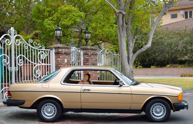 1983 Mercedes-Benz 300-Series 300cd 300cdt 300 cd cdt W123 coupe - photo 4