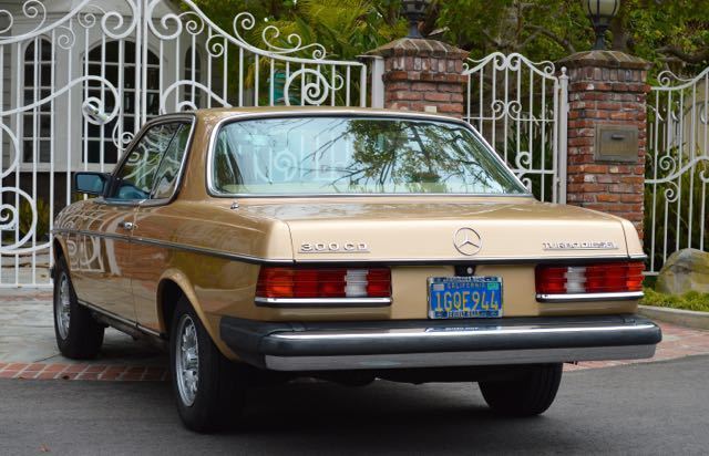 1983 Mercedes-Benz 300-Series 300cd 300cdt 300 cd cdt W123 coupe - photo 6