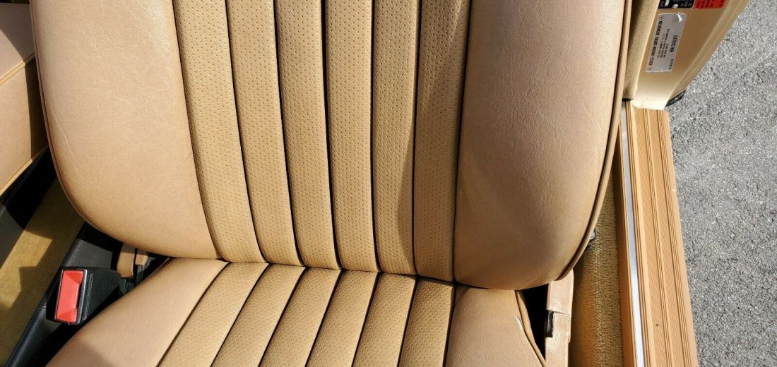 1983 Mercedes-Benz 300-Series Rare 300CD Meticulous Mercedes Service History - photo 11