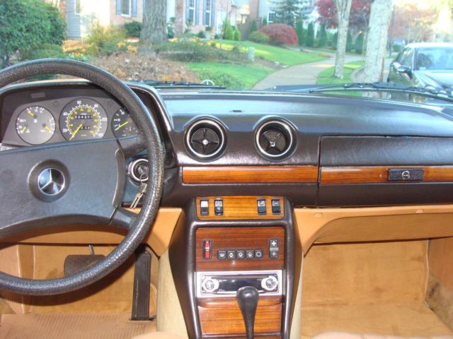 1983 Mercedes-Benz 300-Series - photo 8