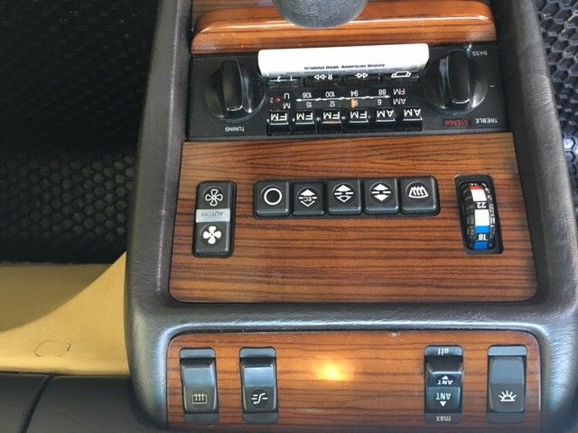 1983 Mercedes-Benz 300-Series - photo 9