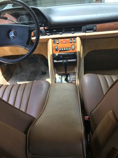 1983 Mercedes-Benz 300-Series - photo 11