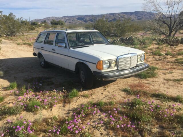 1983 Mercedes-Benz 300-Series - photo 3