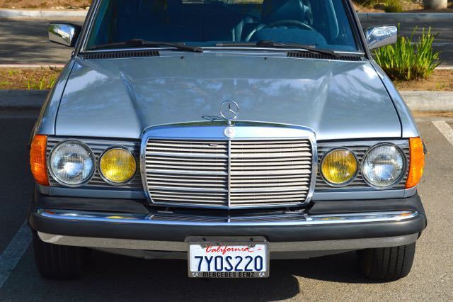 1983 Mercedes-Benz 300-Series 5 door 7 seater wagon - photo 5