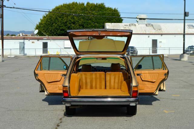 1983 Mercedes-Benz 300-Series W123 300TD 300TDT 300 TD TDT - photo 12