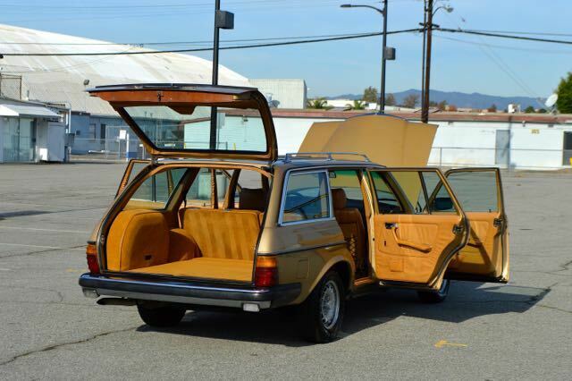 1983 Mercedes-Benz 300-Series W123 300TD 300TDT 300 TD TDT - photo 13