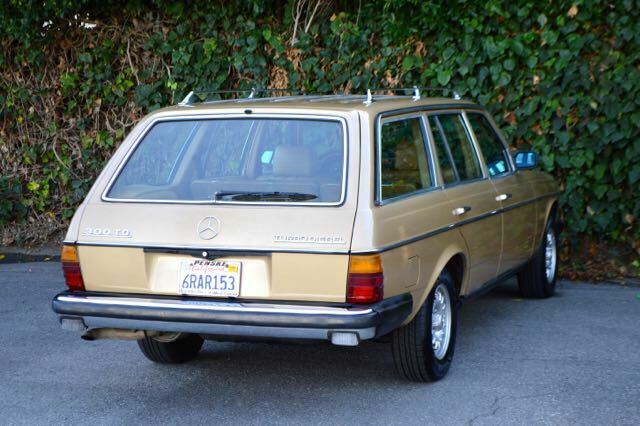 1983 Mercedes-Benz 300-Series W123 300TD 300TDT 300 TD TDT - photo 8