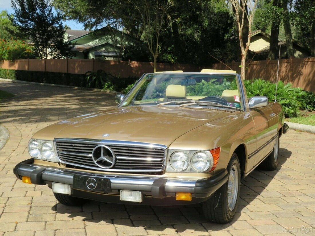1983 Mercedes 380 SL Beautiful Champagne Recently Serviced, Duel Chains Cold A/C 1983 Mercedes-Benz 300-Series 380 SL Roadster Amazing Condition!