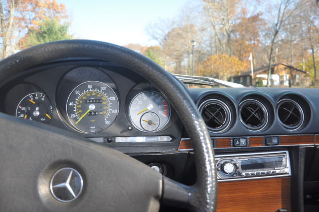 1983 Mercedes-Benz 300-Series Leather seats - photo 11