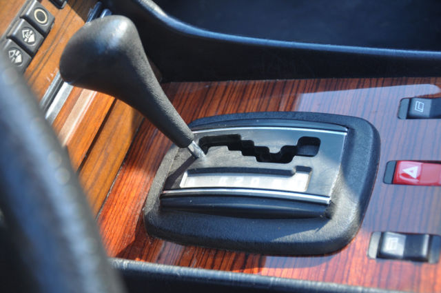 1983 Mercedes-Benz 300-Series Leather seats - photo 8