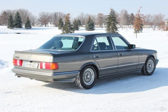 1983 Mercedes-Benz 300-Series Sedan - photo 4