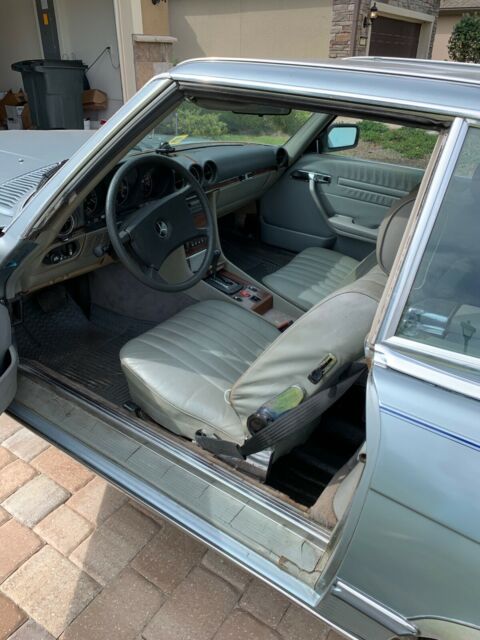 1983 Mercedes-Benz SL-Class 380SL - photo 6
