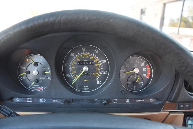 1983 Mercedes-Benz SL-Class - photo 12