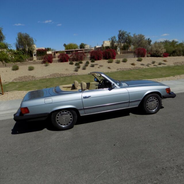 1983 MERCEDES 380SL LOW 81K MILE CALIFORNIA BEAUTY MAGNIFICENT STYLE 1983 Mercedes-Benz SL-Class hardtop/convertible