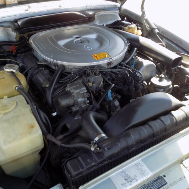 1983 Mercedes-Benz SL-Class hardtop/convertible - photo 5