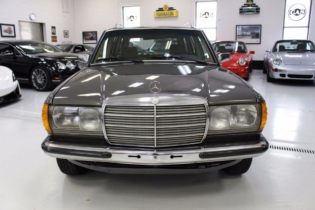 1983 Mercedes-Benz 230-Class D - photo 8
