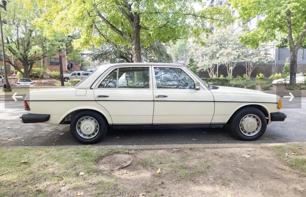 1983 Mercedes-Benz 240D D - photo 7