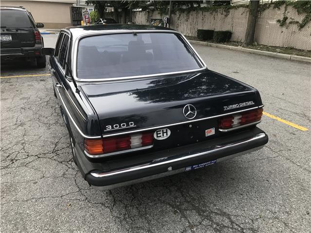 1983 Mercedes-Benz 300-Series 300D-T - photo 13