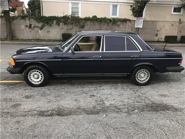 1983 Mercedes-Benz 300-Series 300D-T - photo 6