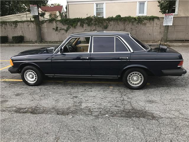 1983 Mercedes-Benz 300-Series 300D-T - photo 7