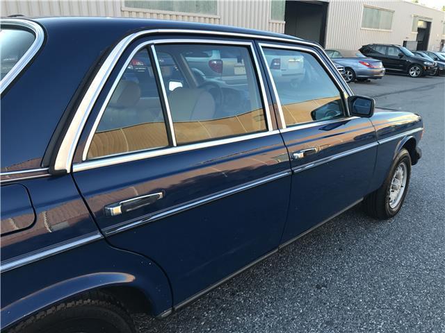 1983 Mercedes-Benz 300 Series 300D-T - photo 12