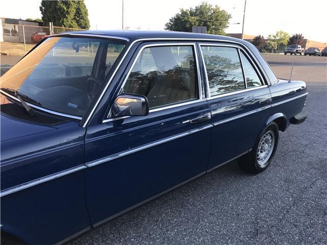 1983 Mercedes-Benz 300 Series 300D-T - photo 4