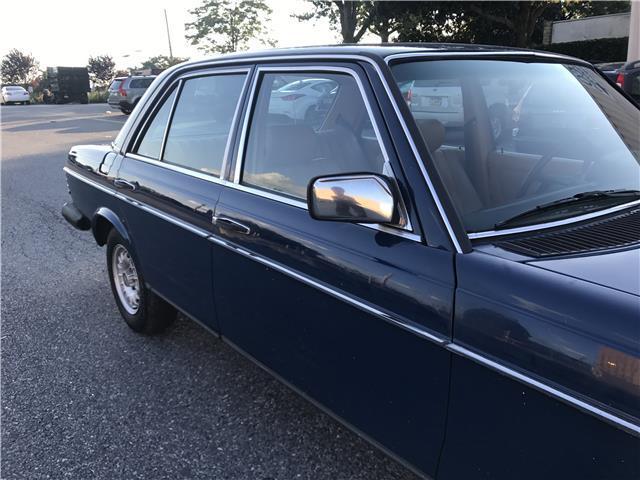 1983 Mercedes-Benz 300 Series 300D-T - photo 7