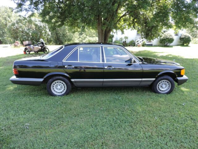 1983 Mercedes-Benz 300-Series - photo 6