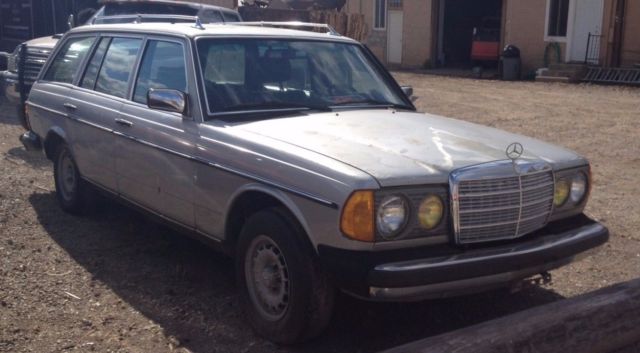 1983 Mercedes-Benz 300-Series TD-T