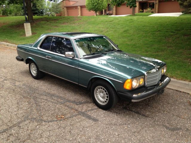 1983 Mercedes Benz 300CD Coupe 2-Door Diesel 1983 Mercedes-Benz 300-Series
