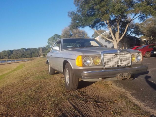 1983 Mercedes-Benz 300-Series Cd - photo 3