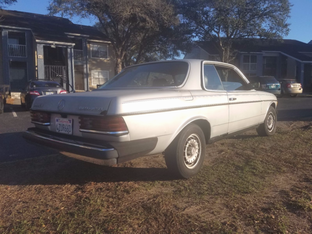 1983 Mercedes-Benz 300-Series Cd - photo 4