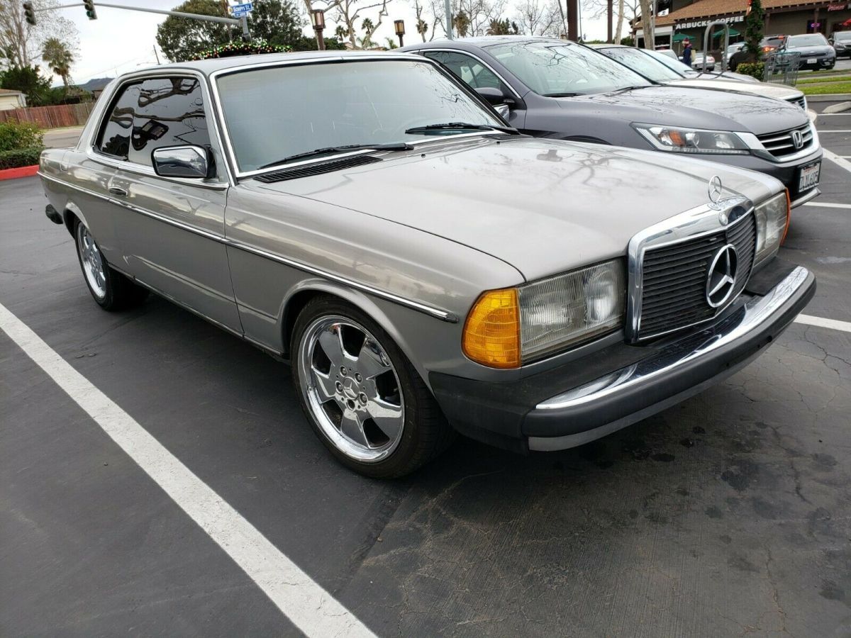 1980 Mercedes-Benz Other - photo 2