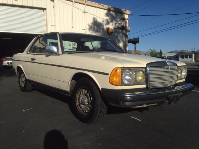 1983 Mercedes-Benz 300-Series Coupe - photo 2