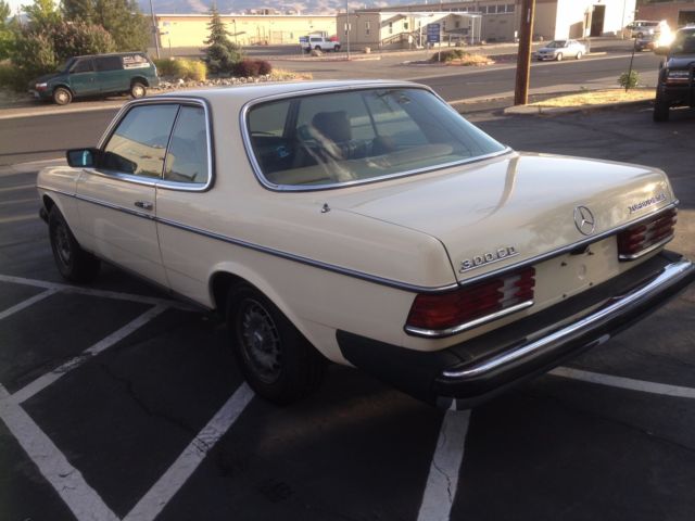 1983 Mercedes-Benz 300-Series Coupe - photo 5