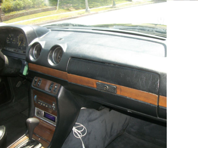 1983 Mercedes-Benz 300-Series - photo 8